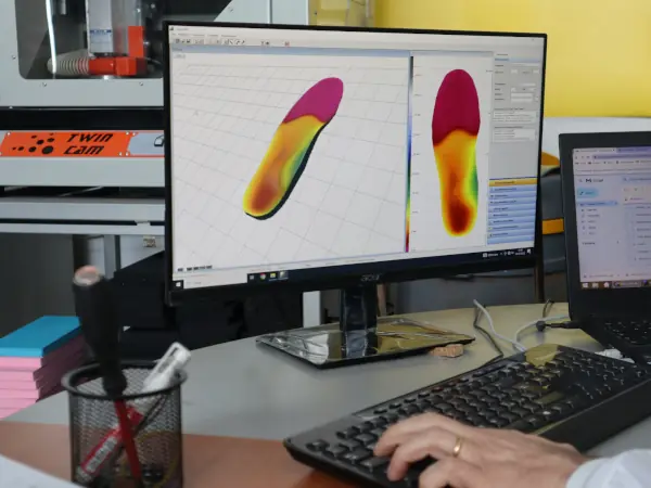 analisi al cad dei rilievi del piede